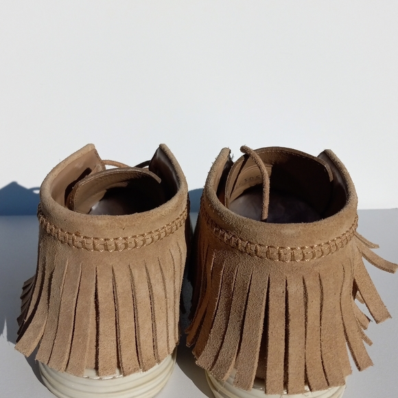 Gucci Suede Fringe Mid Shoes - Picture 4 of 6